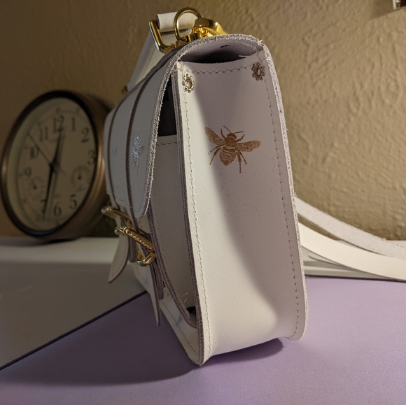Bee mini satchel bag in white - Picture 4 of 5